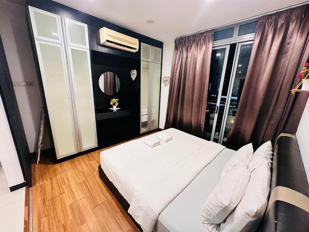 Taragon Homestay - Kuala Lumpur Extérieur photo