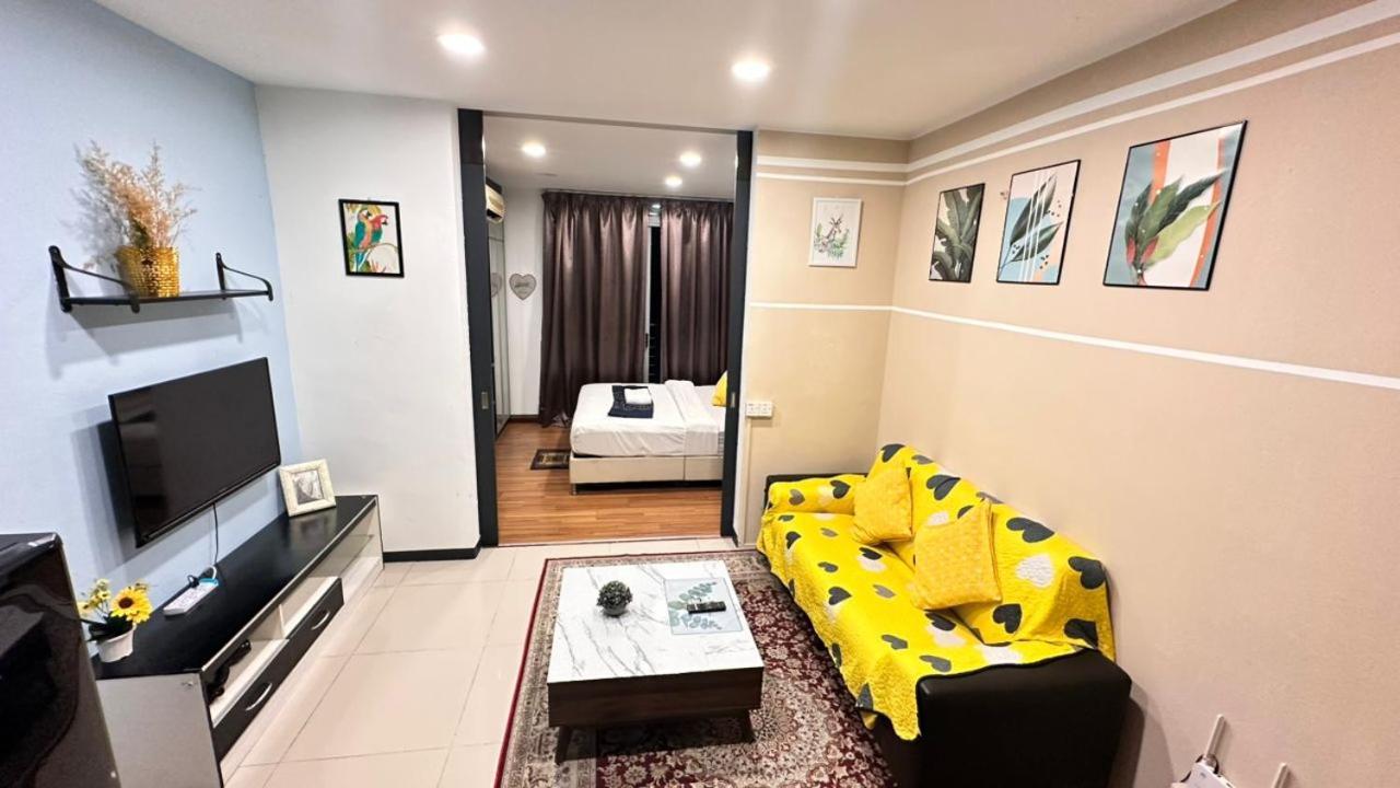 Taragon Homestay - Kuala Lumpur Extérieur photo