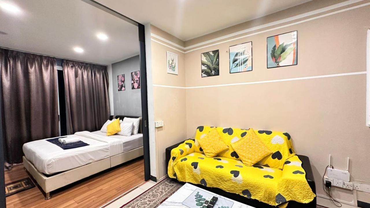 Taragon Homestay - Kuala Lumpur Extérieur photo